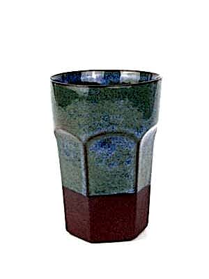 El yapımı stoneware bardak