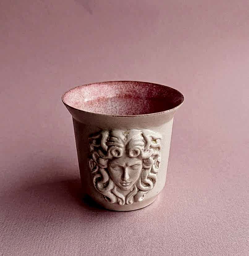Medusa Antik Rose